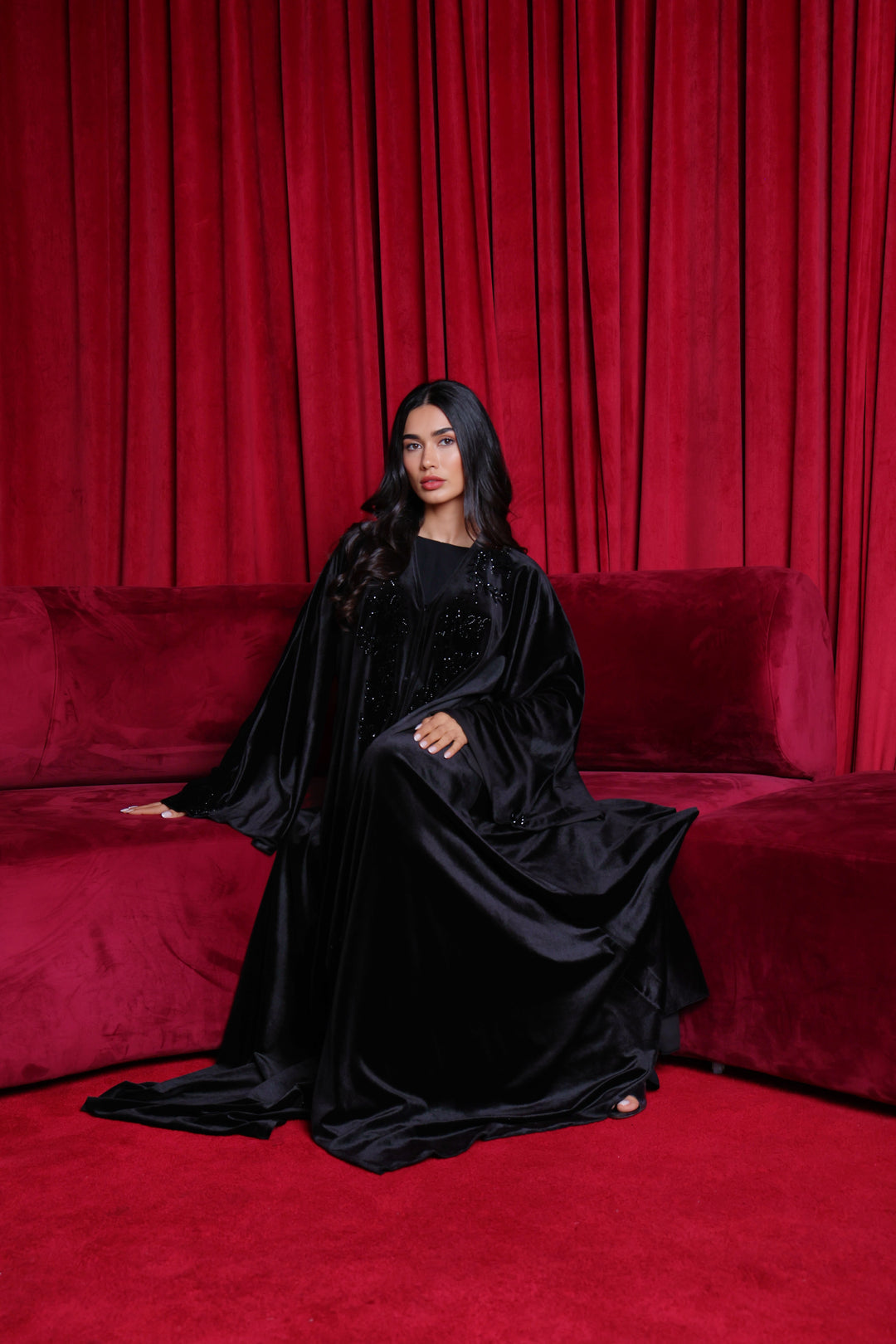 Veda Velvet Abaya