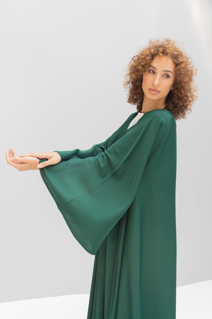 Aana Bell sleeve abaya