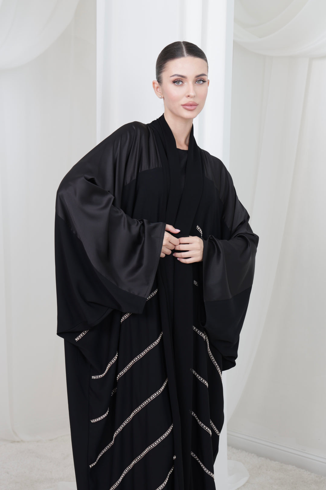 Jasmine Luxè Abaya